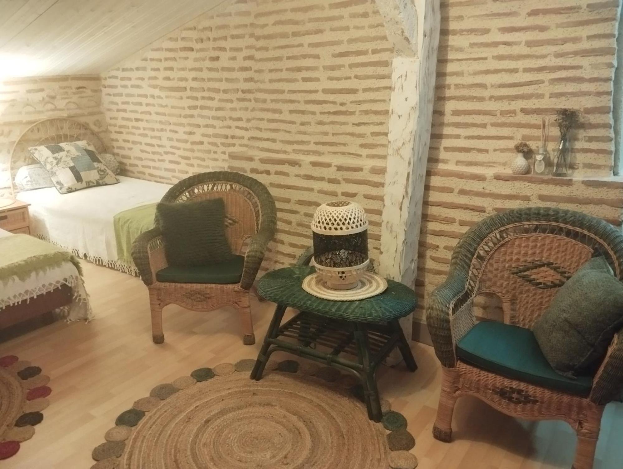 O Fil De L'O Hotell Clairac  Rum bild