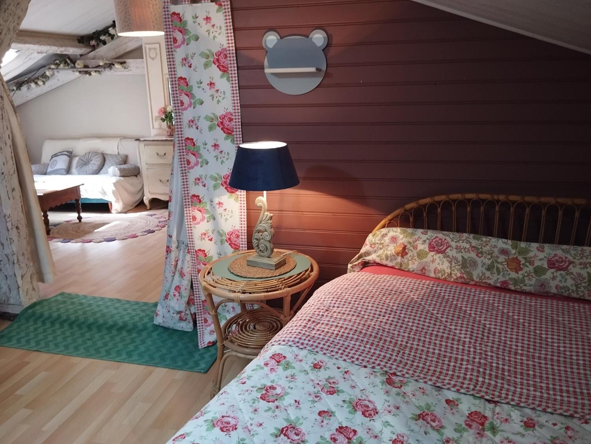 O Fil De L'O Hotell Clairac  Rum bild